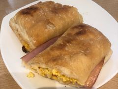 -必胜客(上海南站店)