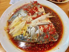 剁椒鱼头-贤花饭店(城阳店)