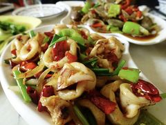 -覃记海鲜美食餐厅