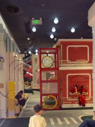 -奈尔宝家庭中心·亲子餐厅(华采天地店)