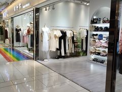 -鹏润达环球服贸广场