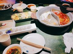 -老灶堂文创火锅(文艺路店)