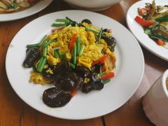 山鸡蛋炒木耳-翕庐小苑