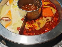 -佬土鹅肠火锅(解放路店)