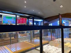 面包甜点陈列柜-LELECHA乐乐茶(上海五角场万达广场店)