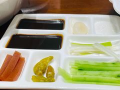 -小桃红·东北菜·春饼烤鸭(南阳湖街店)