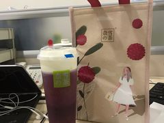 -奈雪的茶(华侨城创意园店)