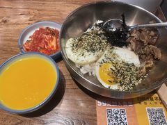 -明洞阿姨·韩式酱蟹烤肉·创意料理(三元桥店)