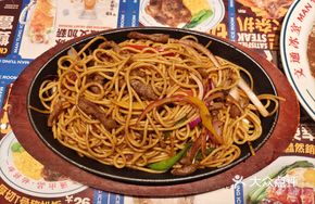 Black Pepper Wagyu Beef with Pasta