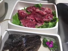 -海底捞火锅鲜切牛肉主题店(长寿路店)