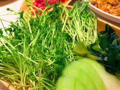 -左庭右院鲜牛肉火锅(金山万达店)