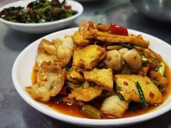 -卢六川汤肉(南方花园店)
