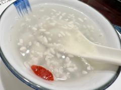 -梅龙镇酒家(南京西路总店)