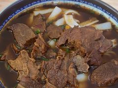 -牛师傅牛肉面(尚隆路店)