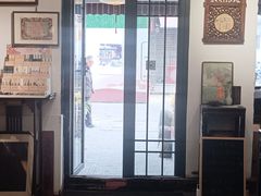 -邊城書店