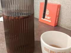 -锅飘飘·东北铁锅炖(雨花客厅店)