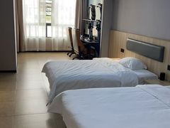 -网鱼电竞酒店(广州会展中心广州塔店)