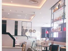 -必胜客(证大大拇指店)