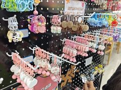 -郑在DIY·潮玩银饰绘画手作(中央大道旗舰店)