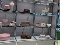 -Gucci(首创奥特莱斯店)
