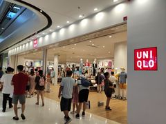 优衣库门面-优衣库(东莞东城万达广场店)