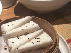 -荣家黄鱼面(南京西路店)