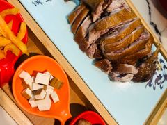 -有红鸡毛店·川菜(建设路店)