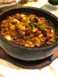 -鑫淼餐饮娱乐中心(江东街店)