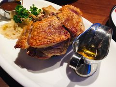 自酿啤酒脆皮烤猪肘-Ambra Haus琥珀屋精酿餐厅(宝山店)