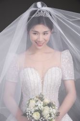 点击看大图 -挪娅婚纱摄影皇家会所