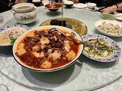 -泉畔人家·老济南经典鲁菜(大明湖店)
