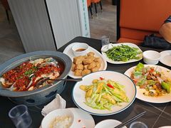 -鑫悦楼煎蟹·16年海鲜大排档