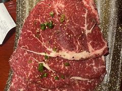 -喜牛烧肉酒场·黑金店(威高广场店)