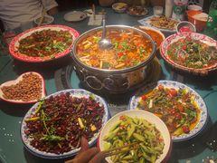 -牟记江湖重庆地标特色菜鱼蛋海鲜羊蝎子(巴南区黑金冠十多年好店)