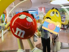 -m豆巧克力世界(上海世茂广场店)