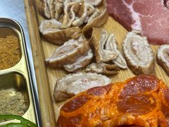 -胡悦里韩式烤肉(芝罘万达广场店)