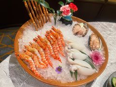 游水基围虾-ONE FULL 古董港式海鲜火锅