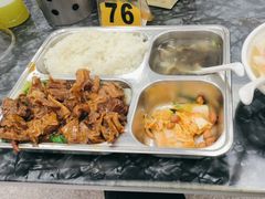 -燊意布拉肠云吞面(中山四路店)