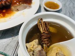 例汤-皇后餐厅-煲仔·小菜·打边炉(古北店)