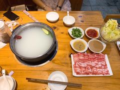 -风情丽江斑鱼火锅(孙家沟西南路80号店)