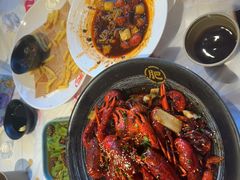 -肥肥虾庄·金牌油焖大虾(杨园滨江时代walk店)
