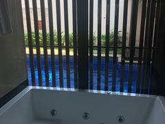 -三亚亚龙湾雅高铂尔曼别墅度假酒店