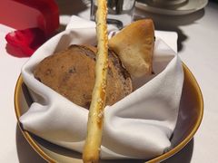 -Erman岩烧牛排(虹桥南丰城店)