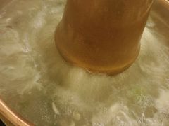 -洞庭洲·防空洞火锅·烧烤·铜锅涮肉(新百广场店)