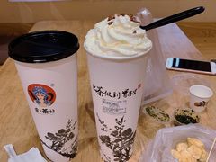 -霸王茶姬(南强街店)