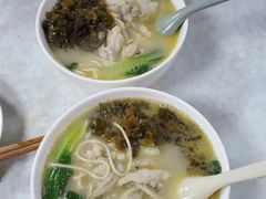 小胃口黄鱼面-明呈黄鱼面馆(斜土路店)