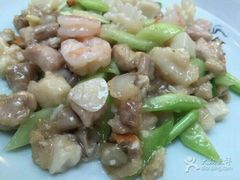 -卫鼎轩·家宴(水上公园店)