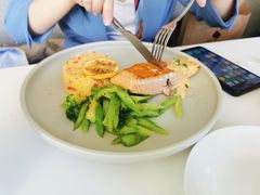 古法铁板三文鱼-新元素(丽都店)