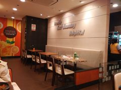 -东方既白(黄兴路大润发店)