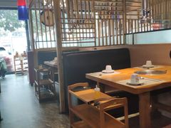 卡座-唯成•韩国炭火烤肉 유성고기